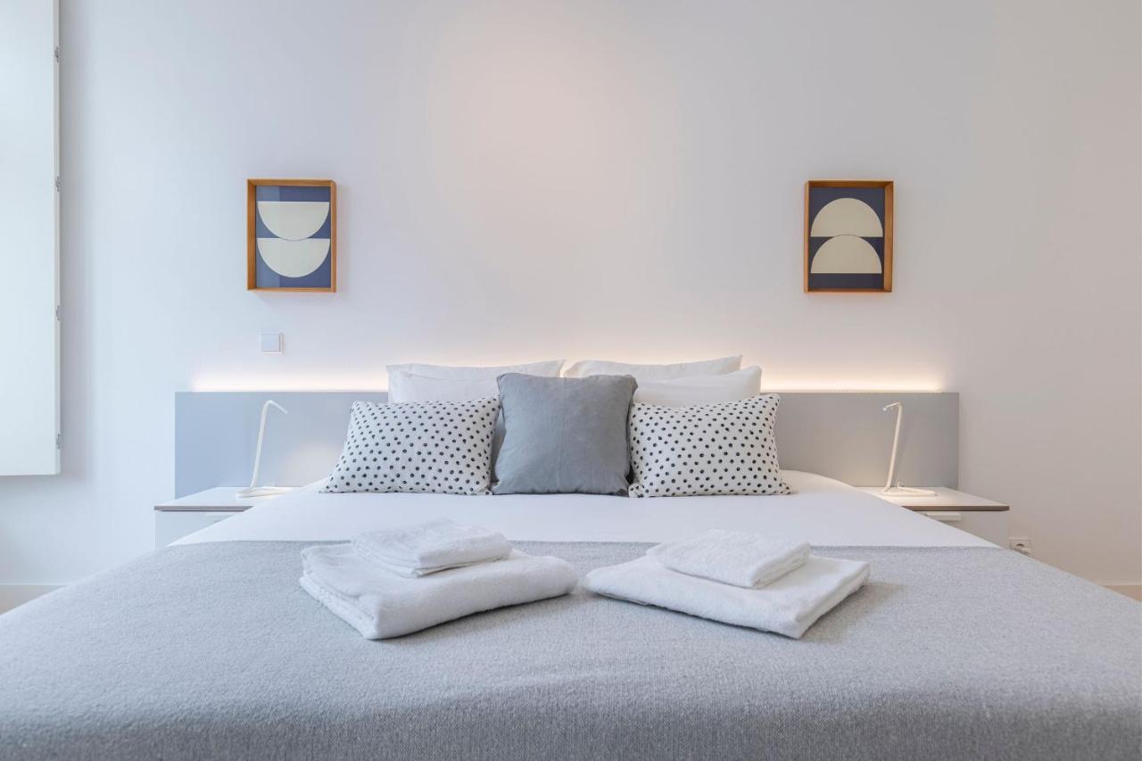 Modern Rustic Flat In Santos By Lovelystay Lisbona Esterno foto